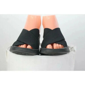 ladies B ZEES wedge sandals size 6.5M